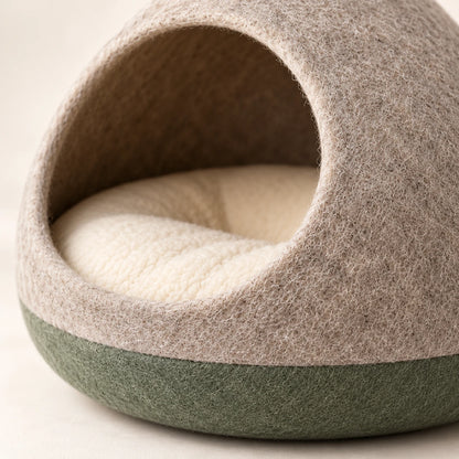 Nest Felt Cat Cave detail view